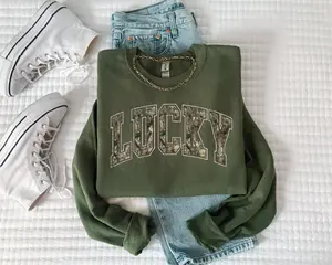 Lucky Camo -UNISEX GRAPHIC SWEATSHIRT