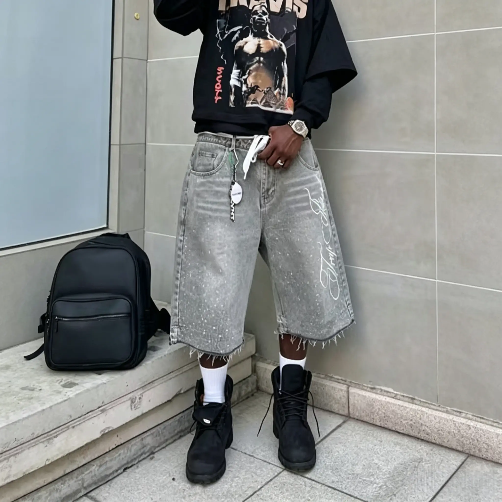 Menswear Denim Pants - Men's Street-Style Loose Vintage Jeans with Sparkling Rhinestone Accents, Distressed Worn-Hem Rhinestone Jorts for Outdoor Streetwear, Everyday Casual Use