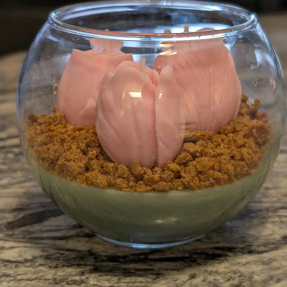 Tulip Candle