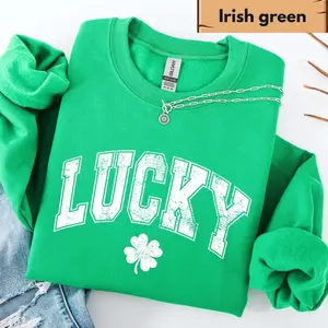 Women’s Lucky Shamrock Sweatshirt – Cute St Patrick’s Day Outfit, Irish Green Crewneck Gift