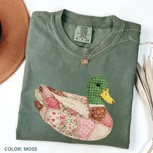 Comfort Colors Not Embroidery Faux Quilted Patchwork Duck Shirt, Pink Mallard Duck Graphic Tee, Cute Farm Bird Aesthetic T-Shirt,  Animal Lover Gift