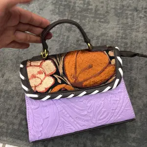 Bolsa mini piel $59 Mexican - Leather Bag Hermosa Bolsa de Piel 100% Ternero with Floral Embroidery & Gold Charm Artisanal Handcrafted Chiapaneco Handbag, bolsa artesanal