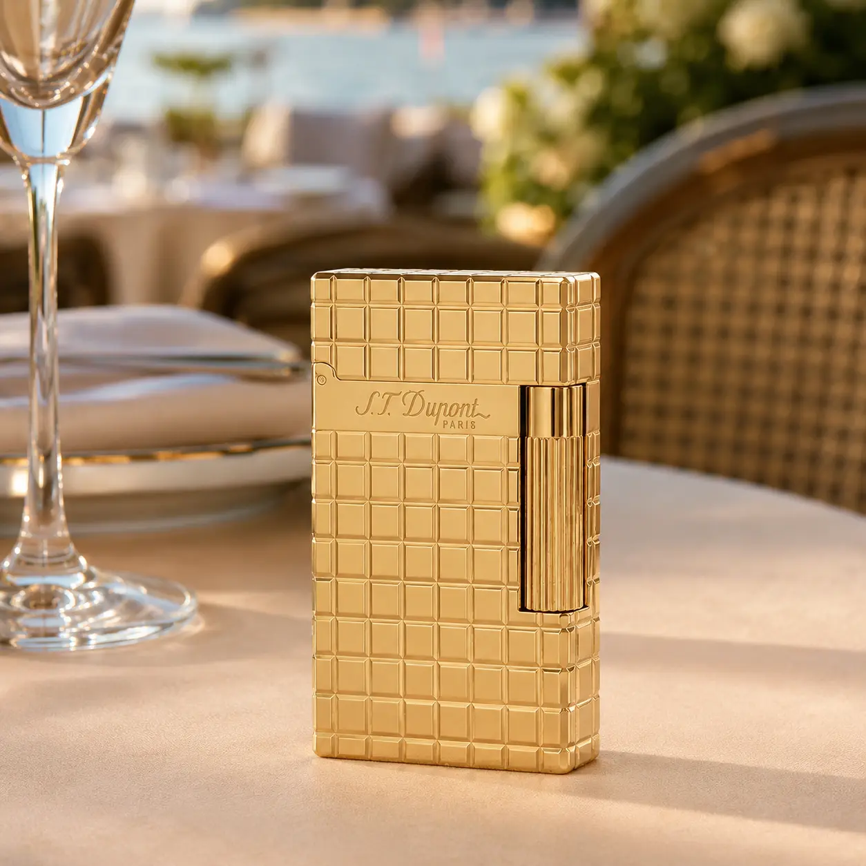 [Classical] DPT Square-Grid Engraved Gold Metal Brass Lighter Gift for brithday