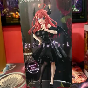 Anime figure BiCute Dark Quintessential Quintuplets Itsuki Nakano Figure
