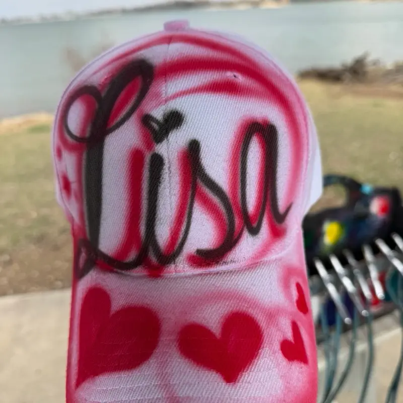 Airbrush Hat One Word - red big to small hearts Baseball Cap with Custom Name Design
