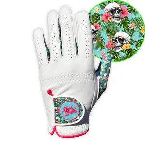 Smokin Skulls Golf Glove