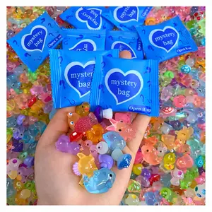 Whimsical Mini Glow in The Dark Animal Resin Models(Assorted Styles & Colors),100pc Gift Bag for Dollhouse Decor, Fairy Garden Decor, Birthday Party Gift, DIY Crafts, Ornaments Desktop Statue Decoration Lightweight Artistic Magical Luminous Glossy