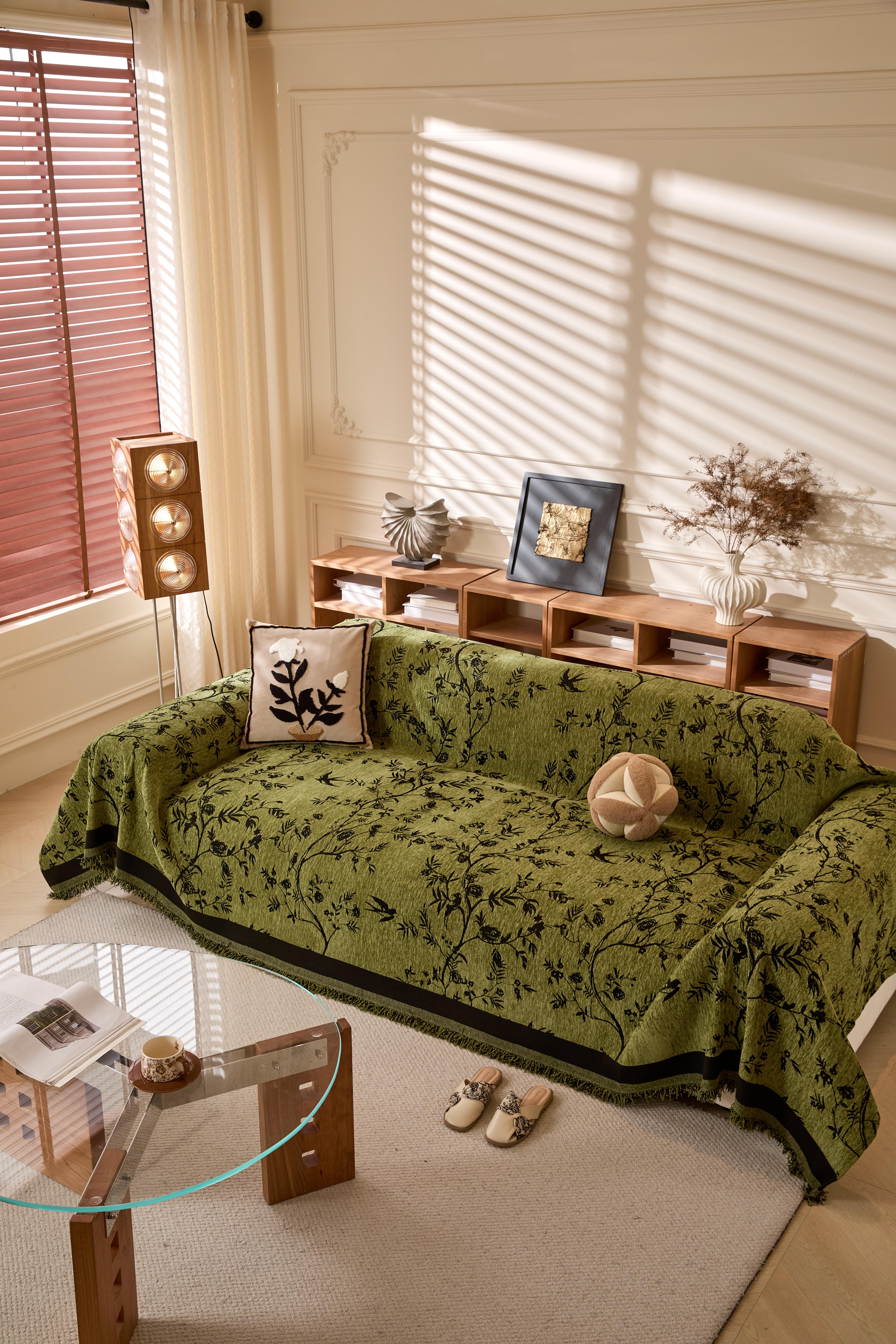 【SlumberHome】 Plant Leaf Pattern Sofa Cover Durable Chenille Slipcover for Home Living Room Pet-friendly All-Season Use Resistant to Scratches couch cover for sofa Dustproof Couch Protector Elastic Furniture Protector