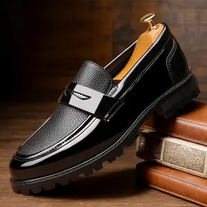 Loafers for work, black derby shoes for men's lazy bean shoes for business formal wear casual British style footwear trendy shoes 8663