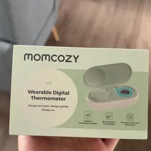 Momcozy Wearable Digital Thermometer for Baby, Medical-Grade Accurate Smart Thermometer, Instant Reads, APP Real-time Monitoring for Infants & Kids, Hypoallergenic 3M Stiker,Bluetooth, 180H Lasting