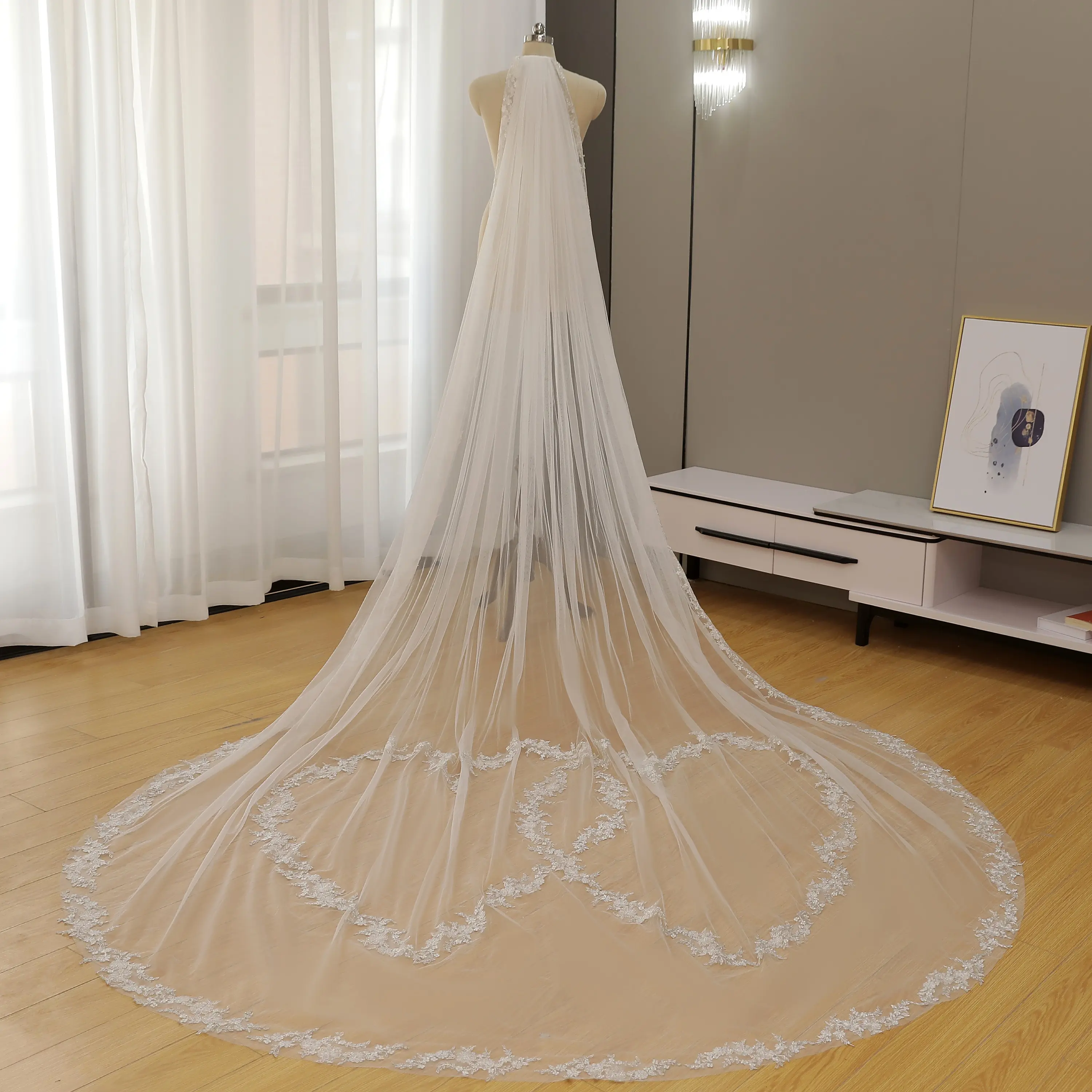 Luxury Cathedral Veil with Double Circle Floral Lace Trim