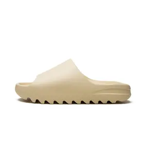 Yeezy Slide "Bone 2022" FZ5897