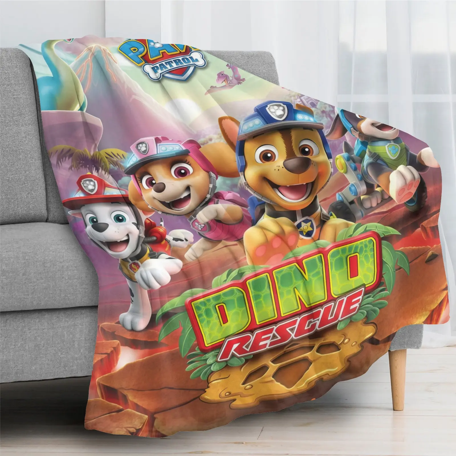 PAW PATROL Jurassic Dino World Fleece Blanket, Lightweight All-Season Cover with 4 Rescue Puppy Characters & Prehistoric Dinosaur Graphics, Cozy Bedding for Kids’ Dorm Room & Couch Aesthetic Decor