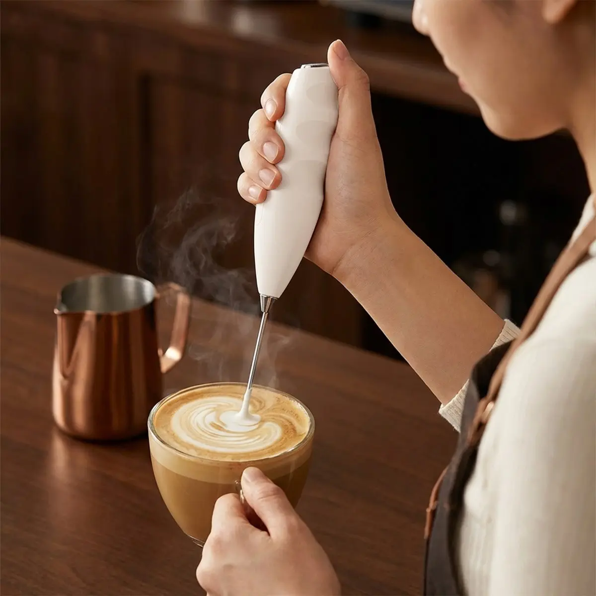 Wireless Electric Milk Frother and Coffee Stirrer, Foam Mixer, Whisk and Frother, Stainless Steel Mixing Head, Quick Milk Foam Dispenser, Powered by Aa Batteries