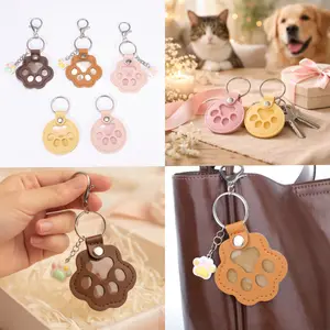 Paw-Shaped Pet Fur Memorial Leather Keychain | Dog Cat Hair Keepsake | Sympathy Gift for Grieving Pet Owners | Portable Pet Memory Charm for Bag & Keys