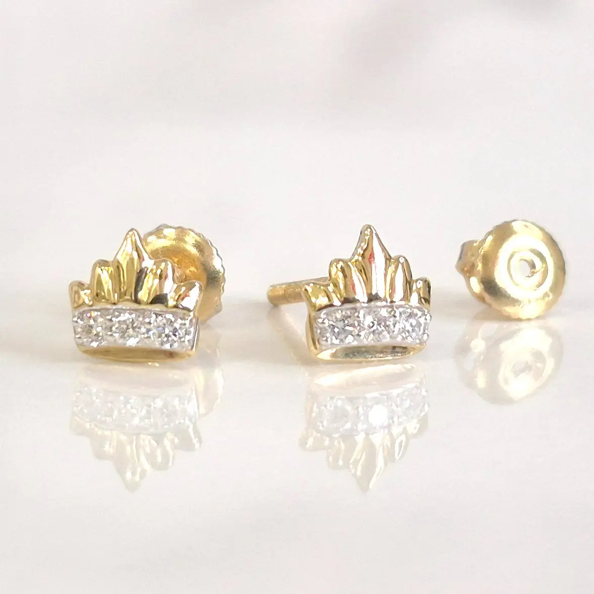Crown Shape Lab-Created Diamond Stud Earrings Jewelry, 10kt Gold Unisex Daily Fashion Costume Accessories, Choking Hazard Small Parts Note