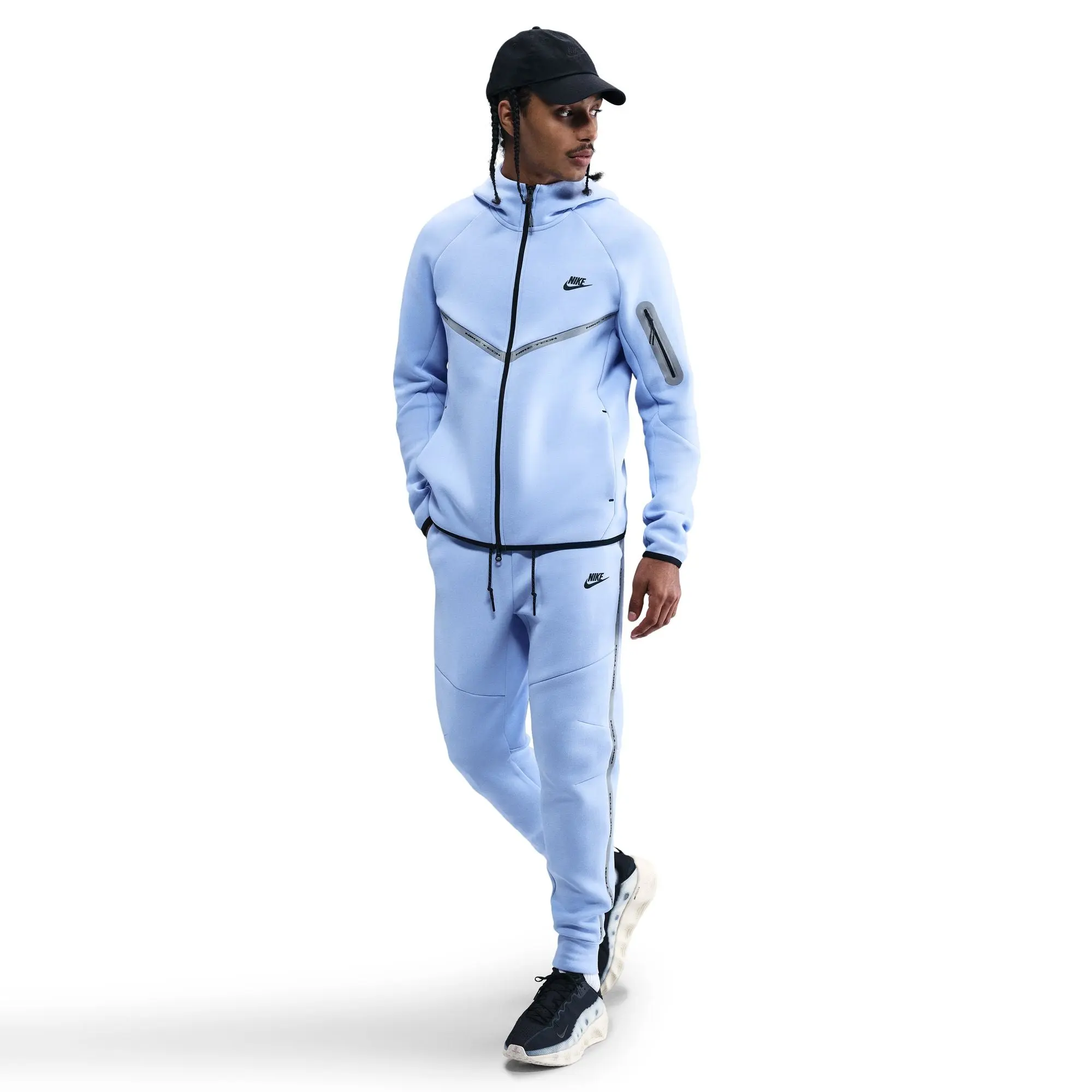 Men's Nike Tech Fleece Joggers - Stylish Soft, Workout, Sporty Designs with Reflective Accents, Stylish Soft Joggers, Workout Jogger
