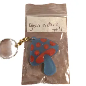 resin mushroom key chains glow in the dark