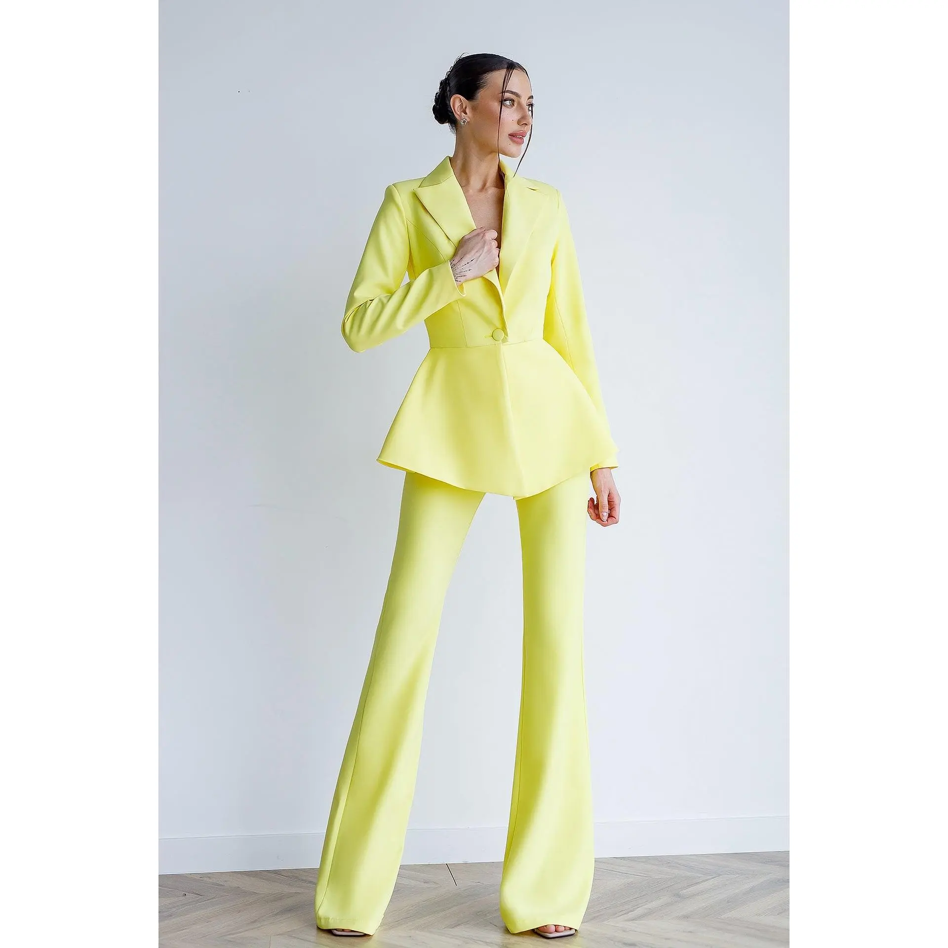 Yellow Single-Breasted Suit 2-Piece