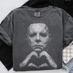 Comfort Colors, Michael Myers Heart Shirt, Horror Movie Tee, Halloween Gift, Slashers Tshirt, Retro Graphic, Spooky Season, Unisex T-shirt