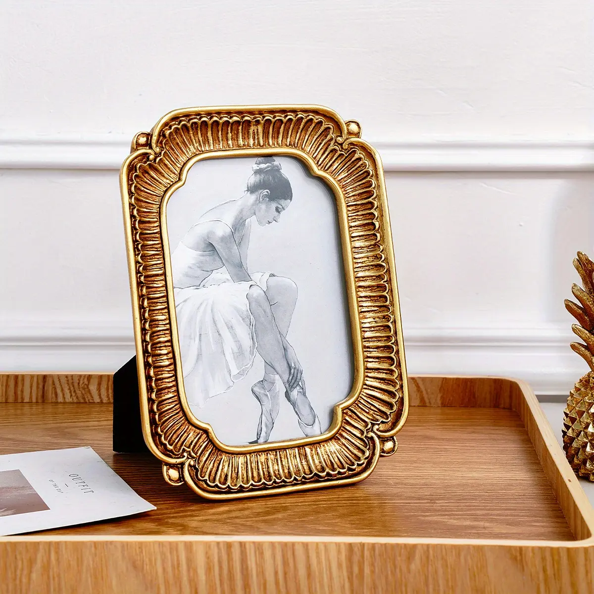 Vintage Gold Floral Photo Frame, 4x6 Art Deco Resin Picture Holder for Desktop, Horizontal or Vertical Tabletop Display, Flower, Frames, Reversible