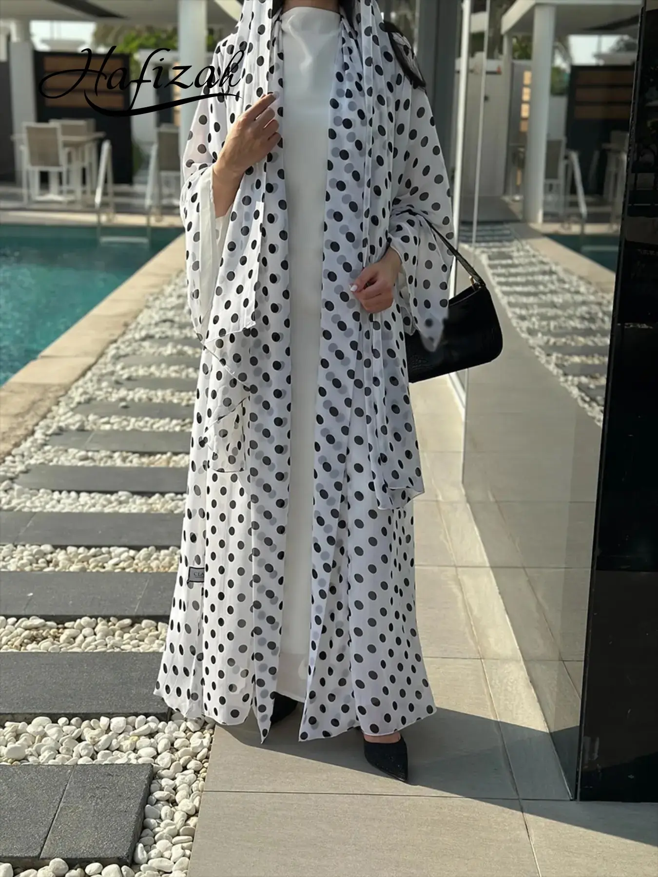 Hafizah Polka Dot Long Lightweight Flowy Cardigan Set, Chiffon Flowy Outerwear With Scarf, Plus Size Loose Fit Women's 2-Piece Cardigan Suit, All Seasons Longline Summer Cardigan