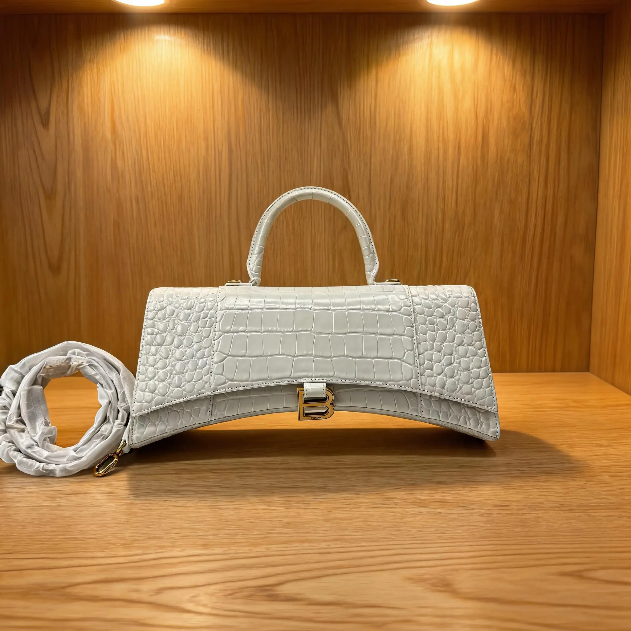 Pre-owned Balenciaga Leather Shoulder Bag C0806443618