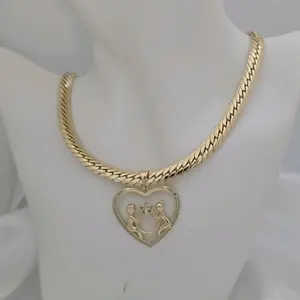 Cadena 614 y Dije 177 Gold Heart Pendant Necklace with Unique Design for Women
