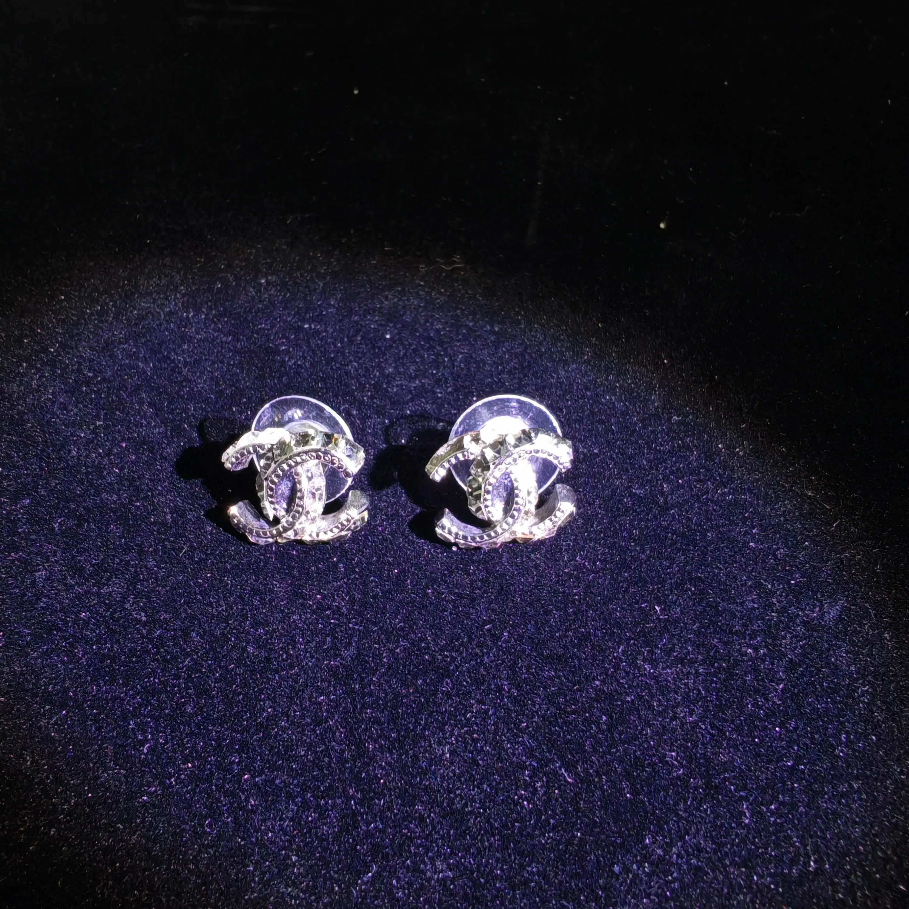 Pre-owned Chanel Double C Stud Earrings with Diamonds（SZS 03919）