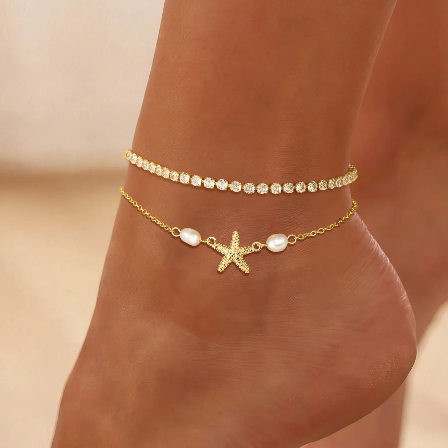 Loaylove 14K Gold Plated Women's Gold Tennis Chain Starfish Pearl Ankle Bracelet, Adjustable Chain Set, Petite and Cute, Perfect for Summer Wear, Ideal as Summer waterproof Barefoot Jewelry or Gift.