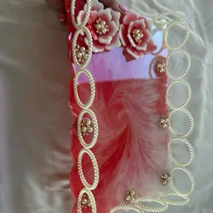 Resin tray