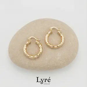 Elara 25mm Faceted Hoop Earrings | ER009