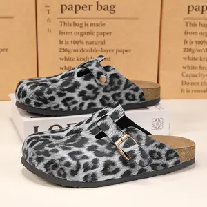 Leopard Print Unisex Slip-On Clogs, Closed Toe, Soft Sole, Outdoor Beach Shoes for Couples
