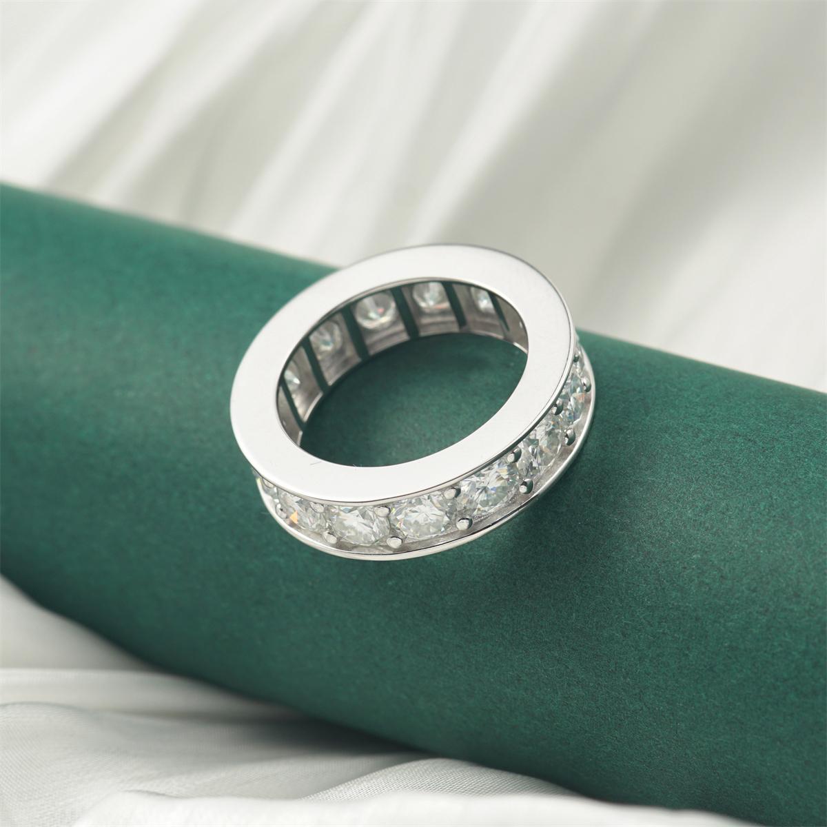 Delzzad Classic Eternity Ring Band Round VVS Synthetic Moissanite Ring Band S925 Engagement Wedding Ring Valentine's Day Christmas Gifts