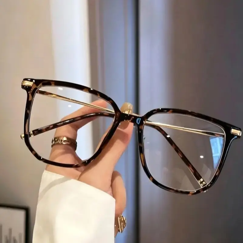 Oversized Square Blue Light Blocking Glasses, Quiet Luxury Old Money Style Large Frame Anti Eye Strain Computer Eyewear, Tortoise Shell / Black / Clear Frame Fashion Glasses for Office Gaming Daily Wear Women