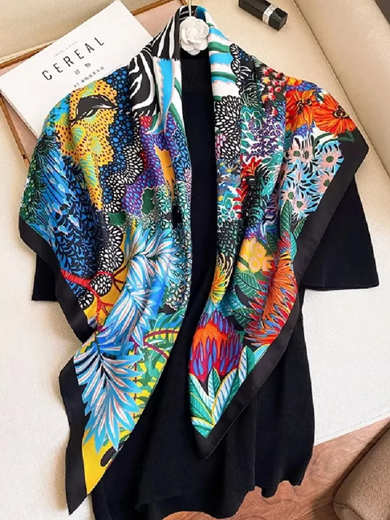 90x90cm Women's Silk Scarf, Casual Loose-Fit Bandana Muffler, Office & Flight Attendant Handkerchief, All-Seasons Fashion Accessory, Floral Print Shawl