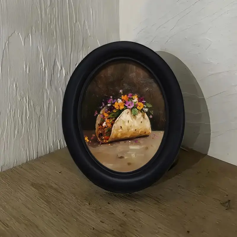 Large Oval Picture Frame, Vintage Victorian Cat & Tiger Design, Handmade Retro Photo Frame, Home Office Decor, 6.6x7.6 Inches, Decoration, Wrap Around Frame, Durable Frame