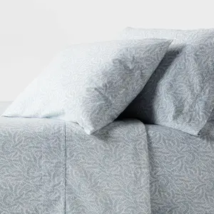 Queen 250 Thread Count Organic Percale Sheet Set Blue Floral - Threshold: GOTS & OEKO-TEX Certified, Includes 4pc