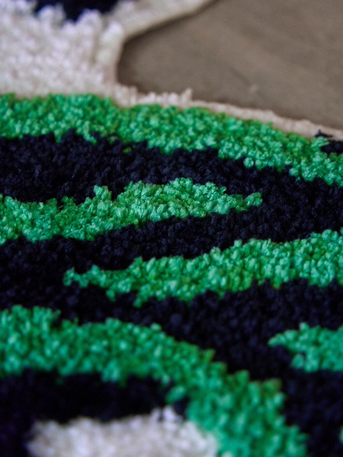 Cool Dollar Money Rug in Green and Black Graphic Pattern - Non-Slip Tufted Weave Floor Carpet home decor game rug men