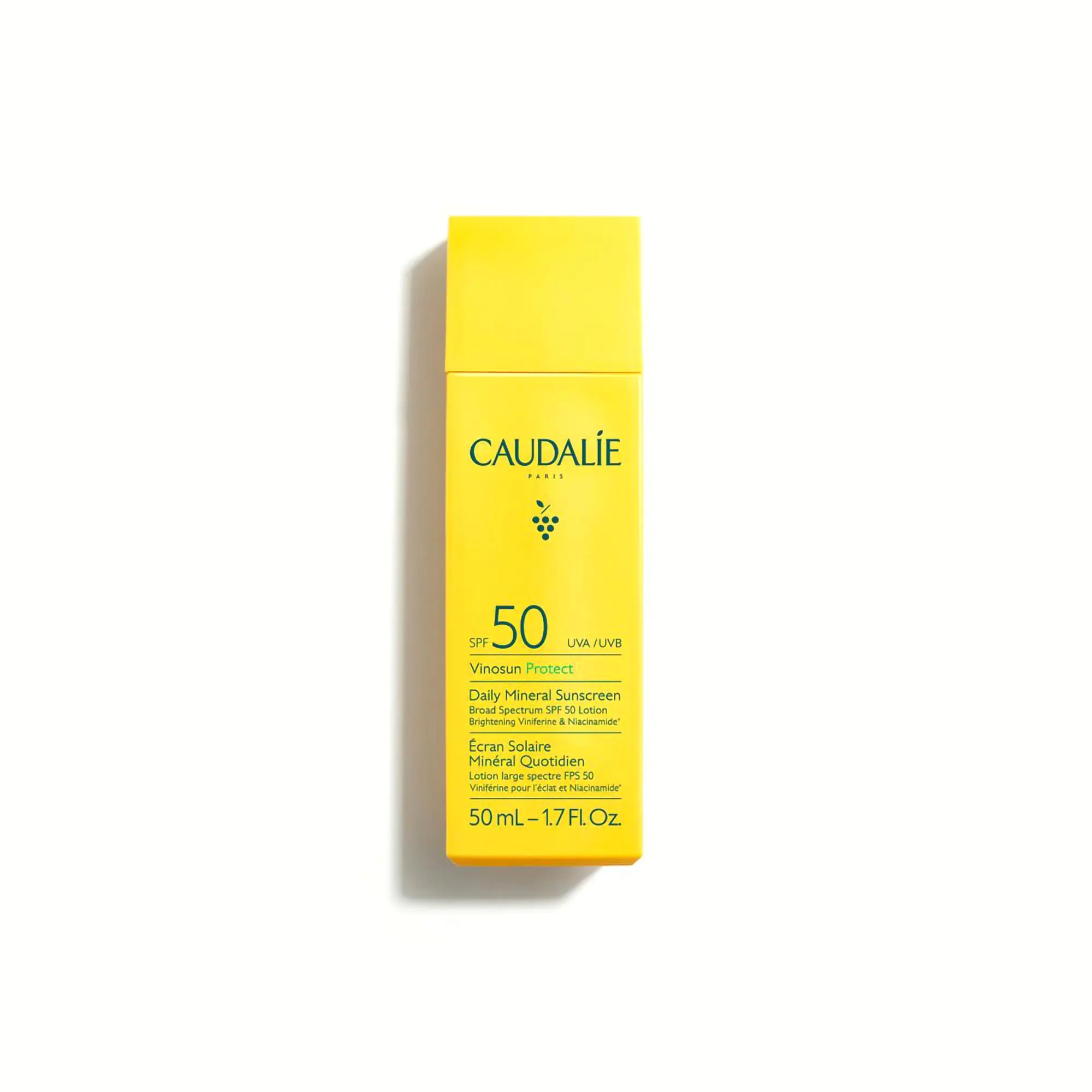 Caudalie Vinosun Daily Mineral Facial Sunscreen SPF 50 - Lightweight, Silicone-Free UV Protection with Non-Nano Zinc Oxide & Niacinamide, Brightening, Nourishing for Sensitive Skin, Even Skin Tone, Radiant Look, Everyday Sunscreen, Natural Finish