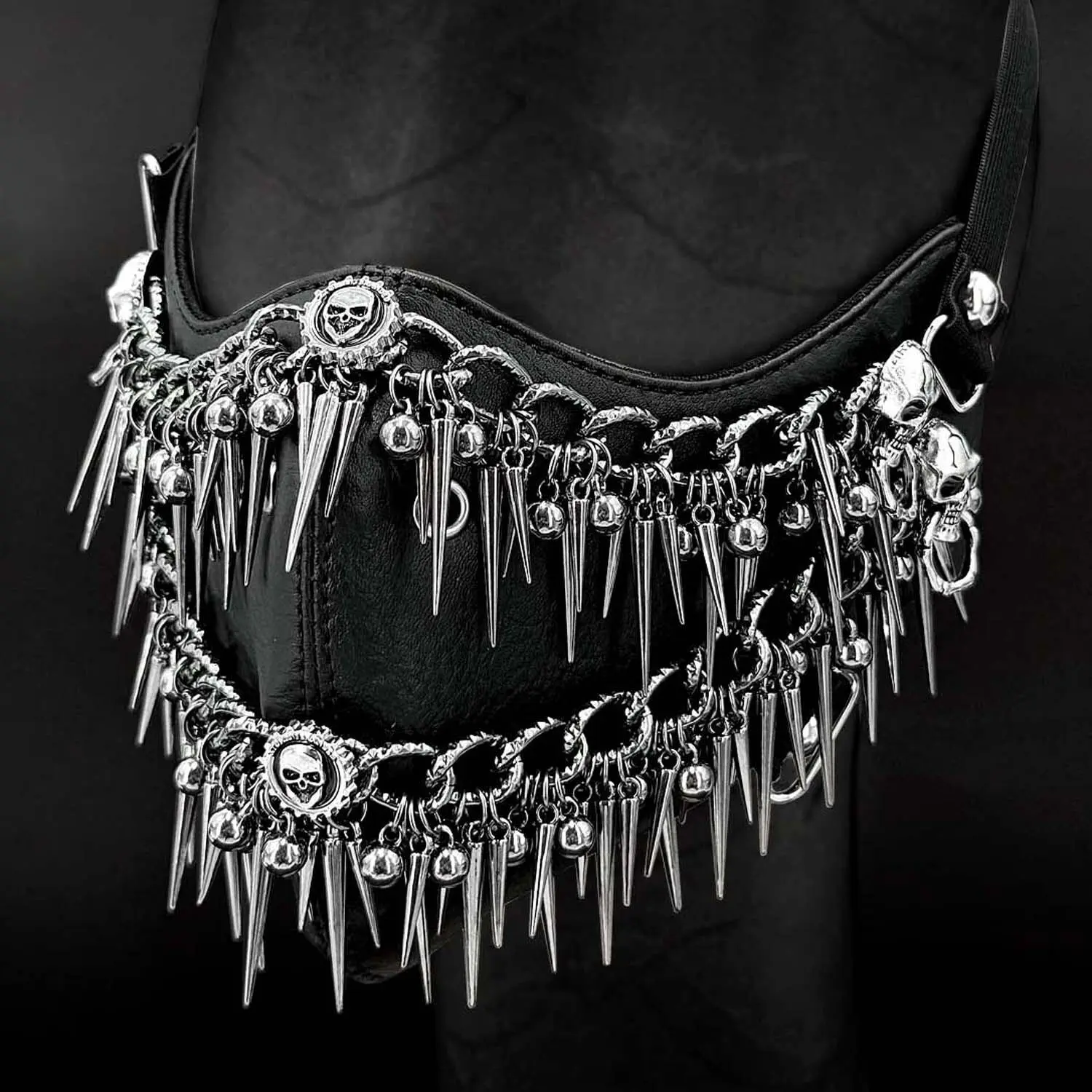 Steampunk Gothic PU Leather Mask with Tassel Edge & Spiked Details, Durable for Repeat Costume Days, Unisex Cosplay Masquerade Halloween Face Covering Accessory, Accessories, Unisex Fit For Shared Use