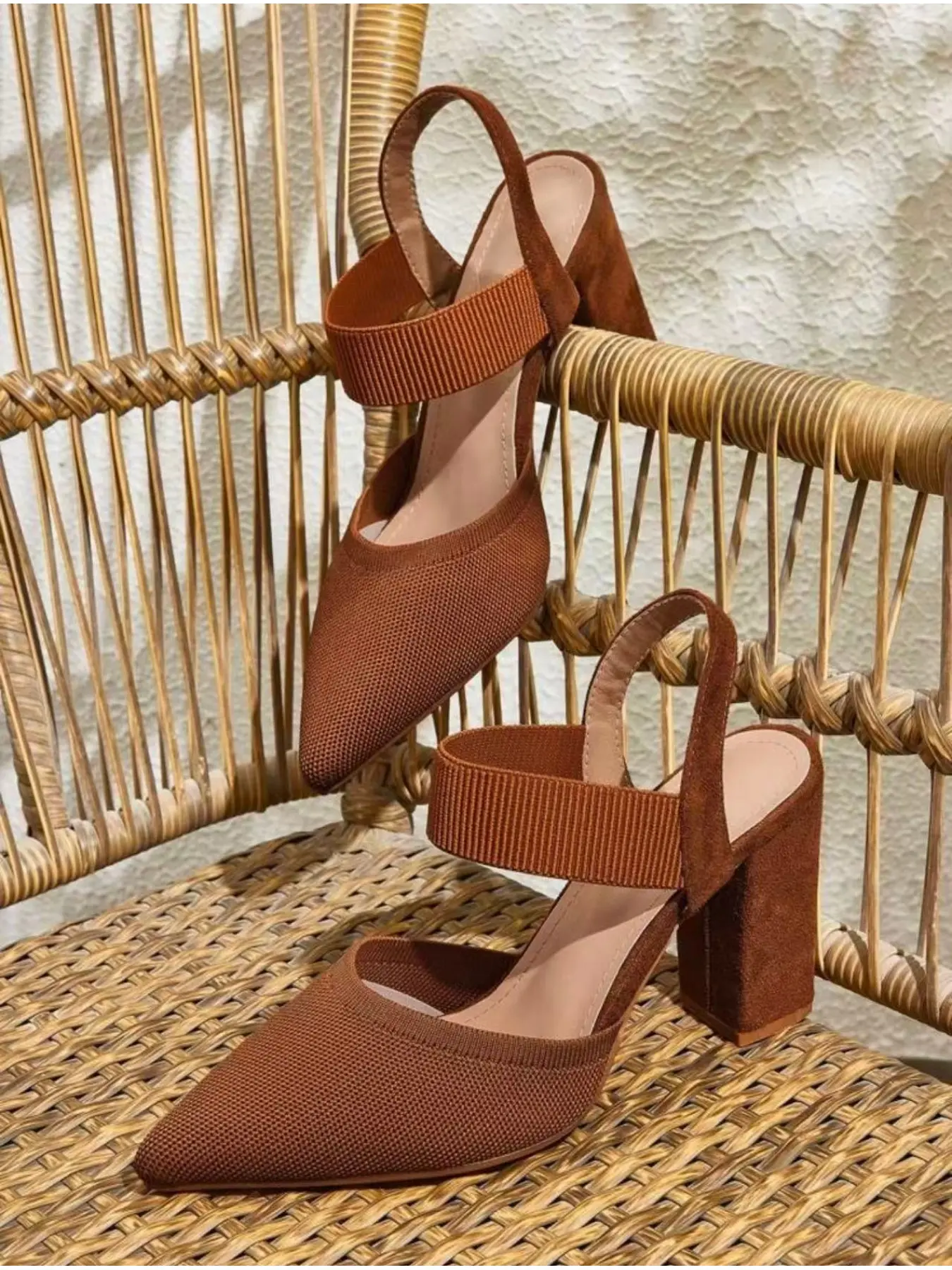 Women's Pointed Toe Chunky Heel Slingback Pumps - Wide Fit, Elastic Strap Comfortable Summer Office Shoes, Elegant Minimalist Breathable Fashionable Slingback Sandals, Chic Summer Footwear