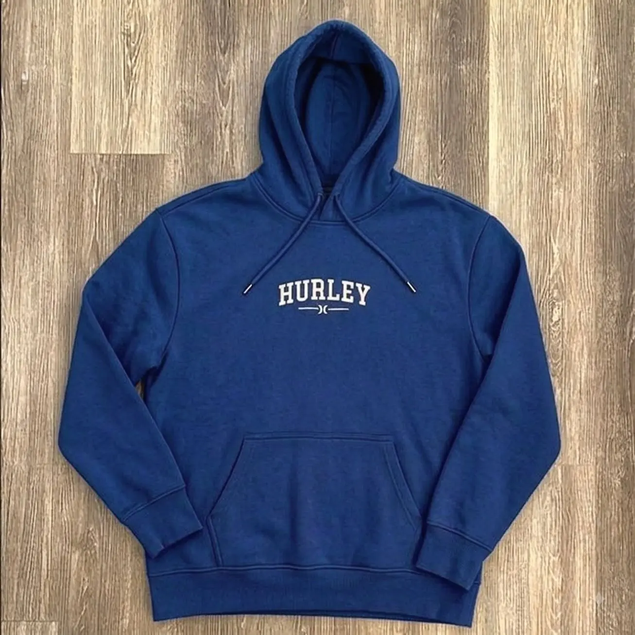 Hurley Men's Classic Logo Fleece Hoodie - Black Pullover Sweatshirt with Kangaroo Pocket E