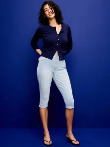 Old Navy Women's High-Waisted Wow Capri Jeans