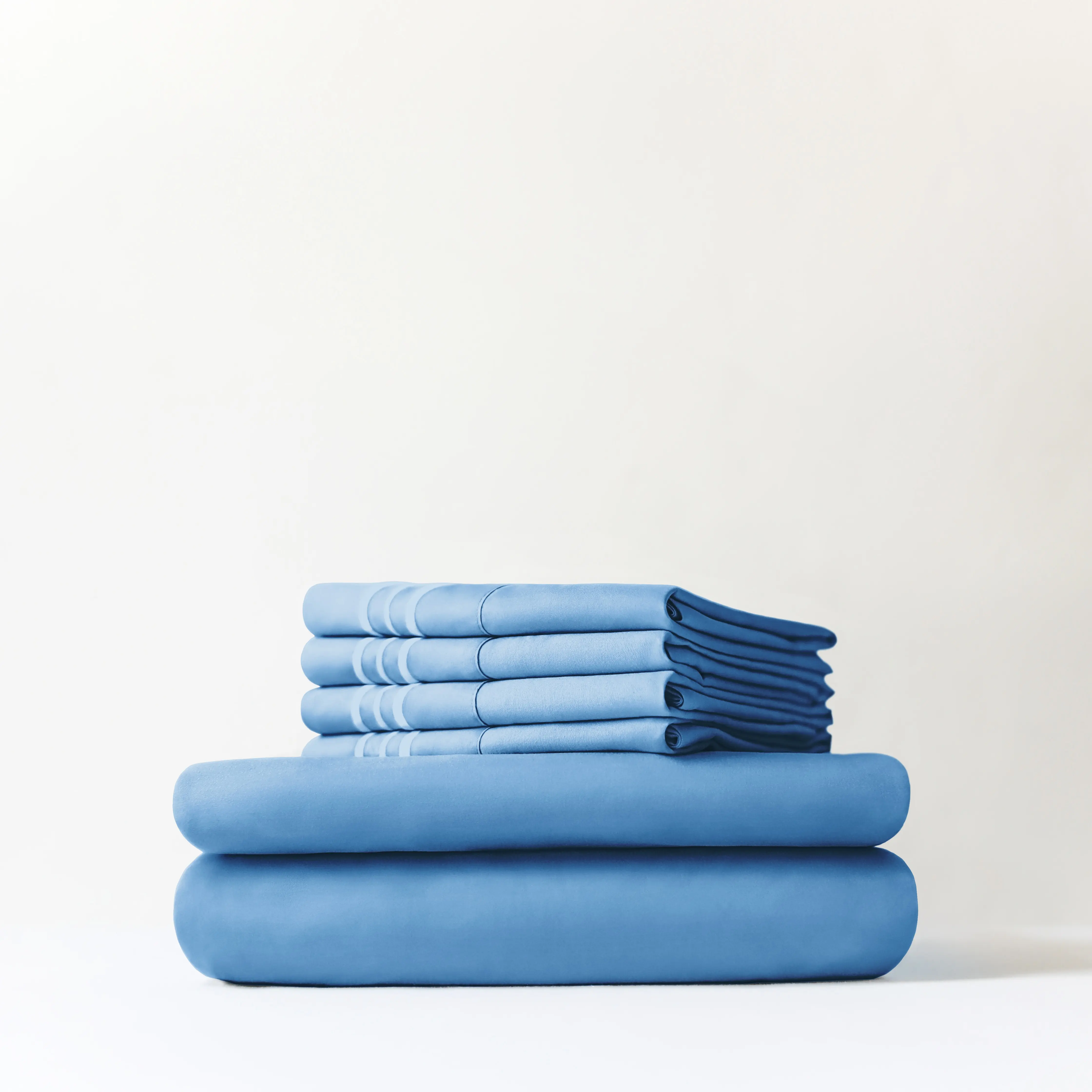 CGK | 6-Piece Sheet Set – Deep Pocket, Wrinkle-Resistant, Cooling, 1 Fitted Sheet, 1 Flat Sheet, 4 Pillowcases CGK | 6-Piece Sheet Set – Deep Pocket, Wrinkle-Resistant, Cooling, 1 Fitted Sheet, 1 Flat Sheet, 4 Pillowcases