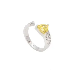 Open Bypass Ring in Canary