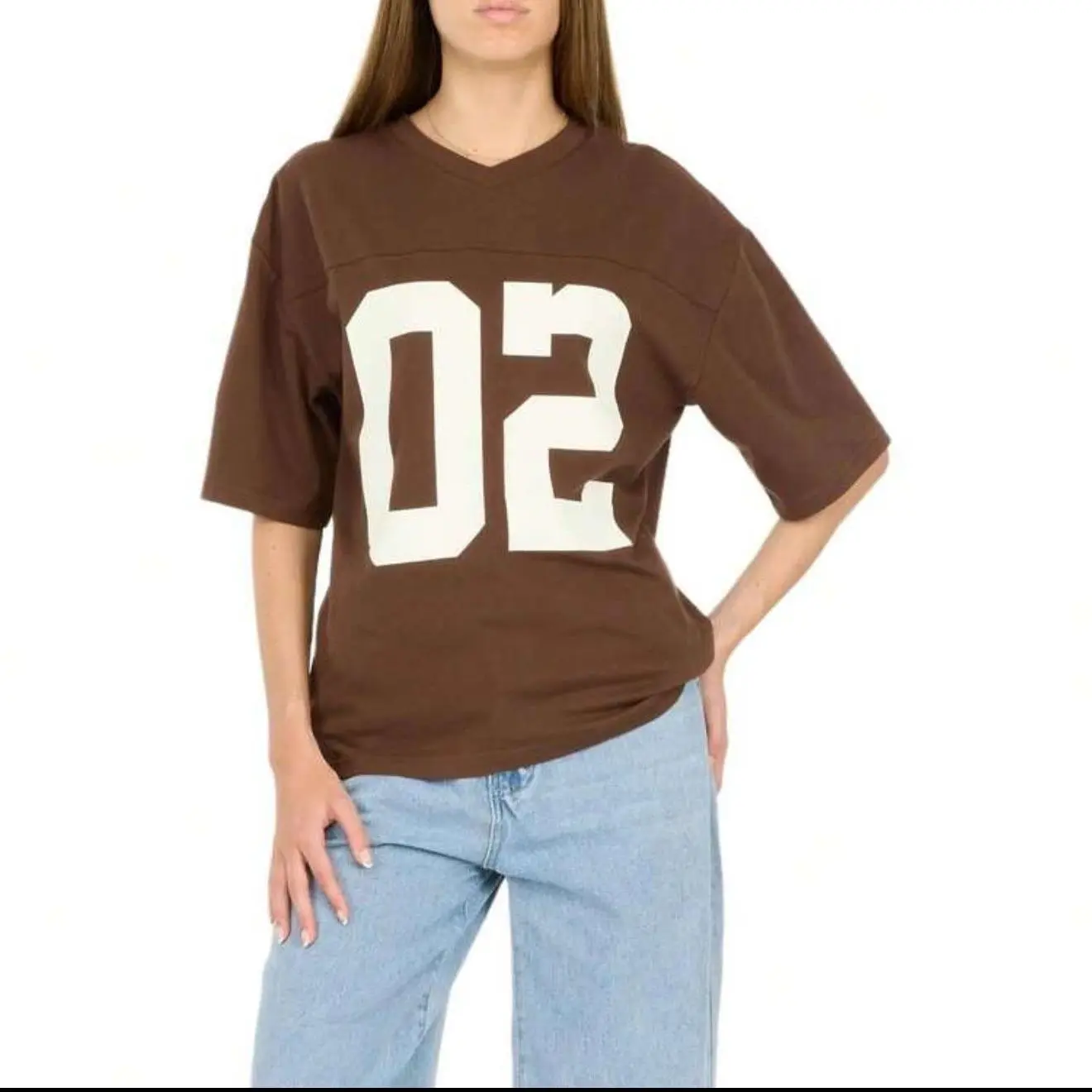 Forever 21 Women's Graphic Jersey Tee, Oversized V-Neck Statement Top, Casual Sporty Shortsleeve with Contrast Trim, Shirts, Lady