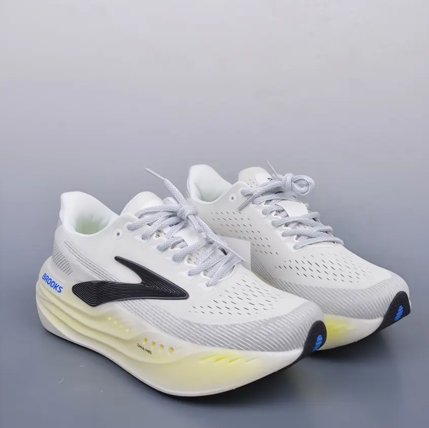 Light Gray Black Logo Pale Yellow Gradient Perforated Knit Max Cushion Running Shoes, Brooks Shock Absorb Marathon Trainers, Breathable Anti-Slip Long Distance Road Sneakers For Men Women Jogging