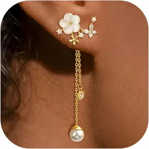Women's dangling flower earrings, stylish dangling pearl earrings, delicate flowers, fashionable jewelry, cubic zirconia, wedding/prom jewelry.