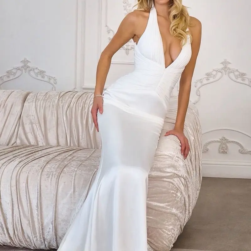 Elegant simple wedding dress Elegant simple wedding dress